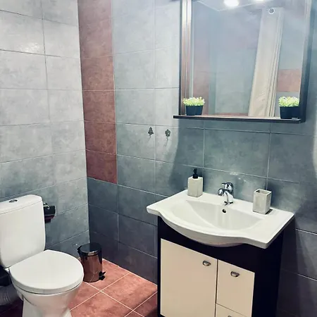 2 Urban Retreat Unirii Near Center *