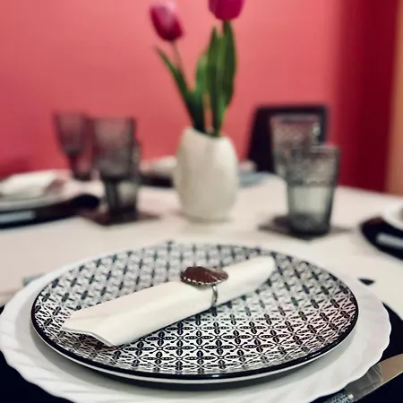 2 Urban Retreat Unirii Near Center * בוקרשט