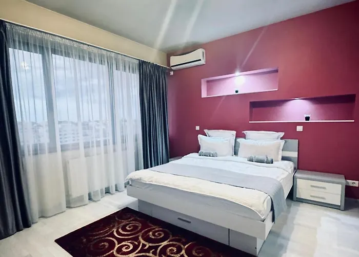 2 Urban Retreat Unirii Near Center Апартаменти